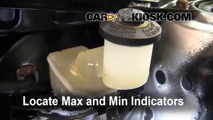 2001-2005 Toyota RAV4 Brake Fluid Level Check - 2001 Toyota RAV4 2.0L 4